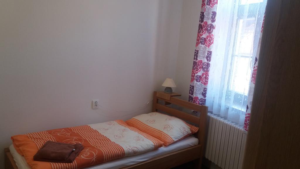 Penzion a wellness U Třeboňské madony Kültér fotó